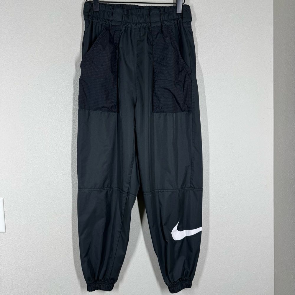 Nike Women’s NSW Swoosh Pants Casual Woven Joggers CJ3776 010 Black Small